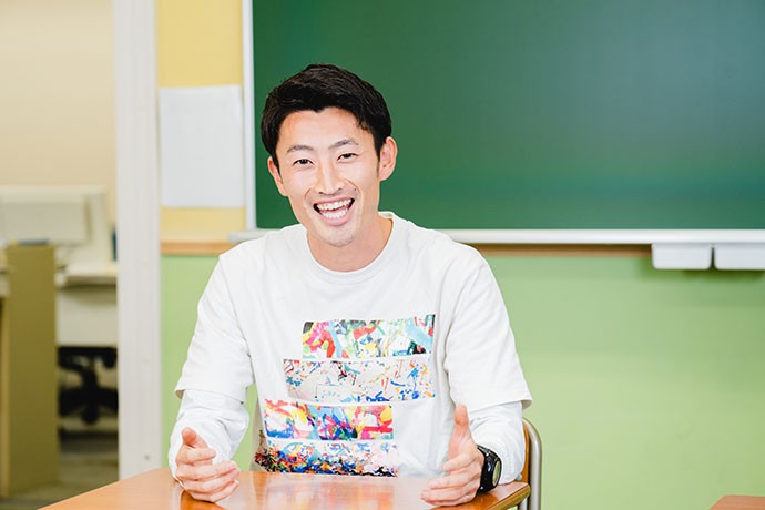 不登校の子どもたちの「とがった力」を引き出す 授業は「パーティー」「農業」「ディスカッション」!?