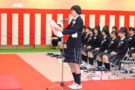 【八雲学園】「足跡」を残して、最後の女子学年が卒業！